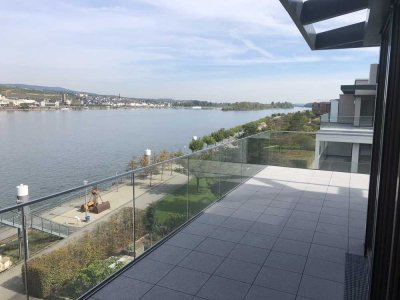 Penthouse-Wohnung  in direkter Rheinlage mit Dachterrasse und Traumblick