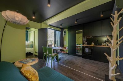 Schickes Wochenendhaus aus umgebauten Seecontainern in Toplage mit Pool