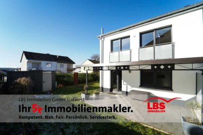 Modernisiertes Reihenendhaus mit großzügigem Garten - Sofort bezugsfrei!