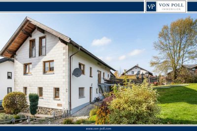 Charmantes Zweifamilienhaus mit loftartigem Dachausbau in ruhiger Lage