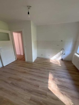 Helle 3-Zimmer-Wohnung mit großer Wohnküche in zentraler Lage von Salzgitter-Bad