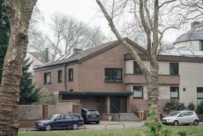Schöne 3,5-Zimmer-Wohnung mit gehobener Innenausstattung mit Balkon und Einbauküche in Gelsenkirchen