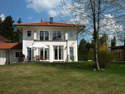 Feldafing - Mediterrane 9 Zimmer 360 m2 Familien-Villa auf 4.200 m2 Parkgrund zu vermieten