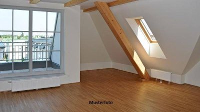 2-Zimmer-Wohnung mit TG-Stellplatz und Balkonen