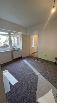 Renovierte 2-Zimmerwohnung in Hamburg-Hamm für Senioren: