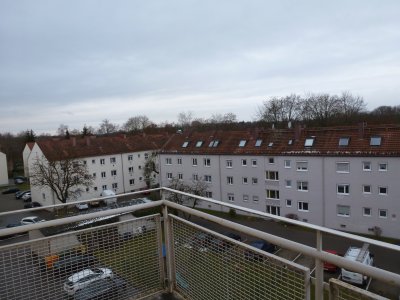 Helle 2,5-ZKB Wohnung mit Balkon, provisionsfrei