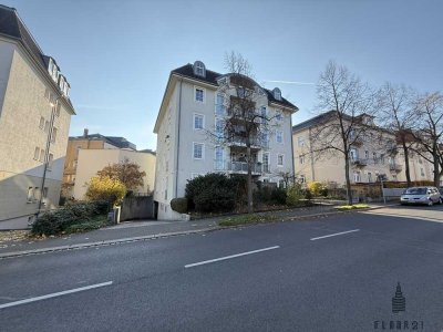 Terrassenwohnung mit 3,5-Zimmer und 2 TG-Stellplätzen