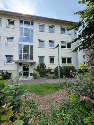 von privat - Elbnahe 2,5 Zimmer Wohnung in Wedel - Elbhochufer