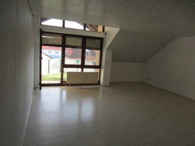 Rastatt schöne 3Zi WHg  neu renoviert , 93qm , TG St. Bj 85, Balkon, ohne Kü