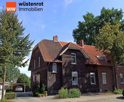 Klein, fein und mein! Knuffiges Reihenhaus mit tollem Altbaucharme, kernsaniert mit großem Garten