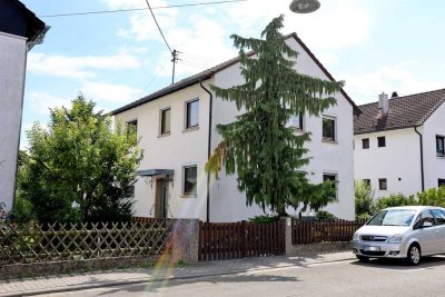 Helle 4-Zimmer-Wohnung mit Südbalkon in Ruchheim - neuwertig und perfekt angebunden