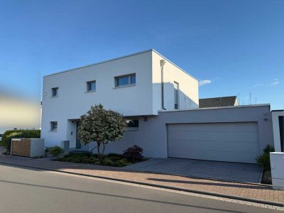 Von privat: Exklusives Einfamilienhaus in Passivbauweise in Nidderaus Neuer Mitte
