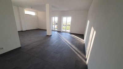 Erstbezug: Stilvolles 6-Raum-Haus mit gehobener Innenausstattung in Moritzburg - Steinbach