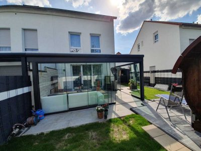 Neuwertiges 5-Zimmer-Haus in 65439, Flörsheim