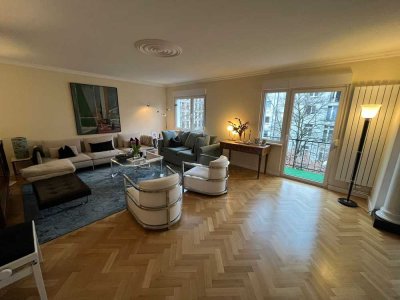 Toplage Alten Oper: Provisionsfreie 5-Zimmer-Wohnung mit Aufzug, 3 Balkonen & Skylineblick