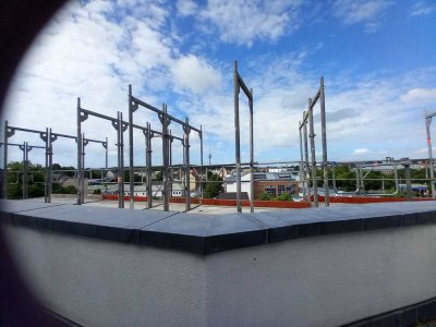 2-Zi Maisonette-Wohnung mit Dachterrasse und Pkw Stellplatz in Kiel nahe Bahnhof und Hafen (Hörn)
