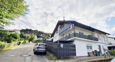 Ihr Rückzugsort im Schwarzwald – 4-Zi.-Wohnung mit Terrasse & Stellplatz