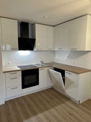 Wunderschöne 2-Zi-Wohnung nach Sanierung