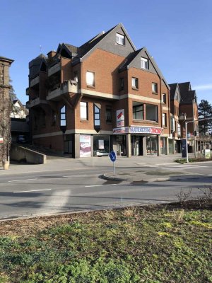 Vollständig renovierte 2-Raum-Wohnung mit Balkon in Wetter