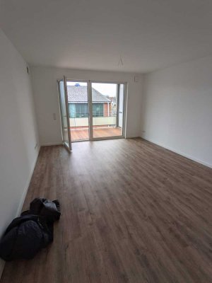 RESERVIERT: Moderne 3-Zi Wohnung mit Balkon und EBK in Henstedt-Ulzburg