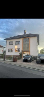 großzügige helle 3-Zimmer-Wohnung