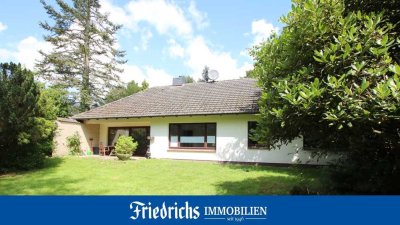 Idyllisches Einfamilienhaus mit Garage und Gartengrundstück in Bad Zwischenahn-Rostrup