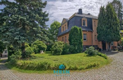 Nicht nur wohnen, sondern leben – Villa mit Stil und Ausbaureserve!