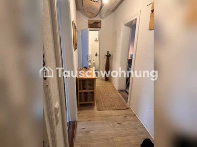 Tauschwohnung: günstige, sanierte 2-Zimmer-Altbauwohnung mit Balkon