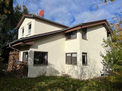 Schönes und großes Einfamilienhaus mit 6 Zimmern und 160 m² Wohnfläche in Erdmannhausen