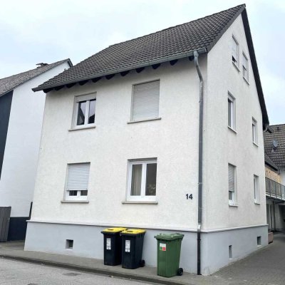 Mit Balkon: Großzügige & schöne 1 Zimmer-Wohnung in Heuchelheim, Friedrichstr. 14