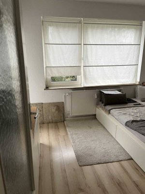 Stilvolle 3-Raum-Wohnung mit Balkon in Ratingen