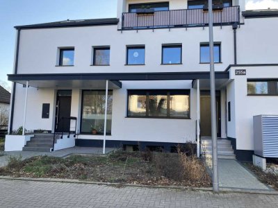 Ruhige, hochwertige Wohnung über zwei Etagen mit separatem Eingang ideal für Paare & Homeoffice