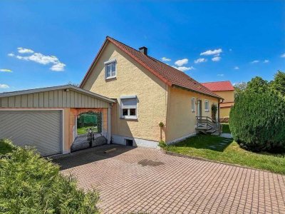Einfamilienhaus mit herrlichem Garten in guter Lage in Burglengenfeld