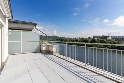 Wohnen mit tollem Moselblick-Attraktive Penthousewohnung mit eigenem Aufzugsausgang an der Mosel