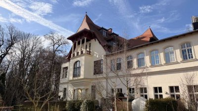 Exklusive 4-Zimmer-Maisonette - große Terrasse + EBK+Kamin+Carport im Limburgerpark in 04279 Leipzig