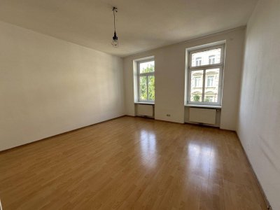 Klein aber fein: Single-Wohnung mit Lift in der Schloßhofer Straße!