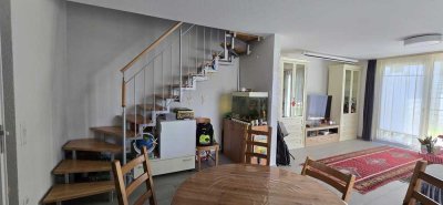 Bestlage trifft Bestzustand – Ruhiges Reihenendhaus am Ende der Reihe mit viel Licht, Platz & Leben!