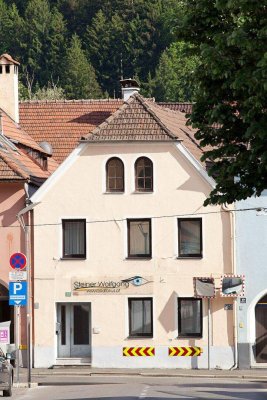 ** PREISSENKUNG ** Provisionsfreies Stadthaus in Bruck an der Mur – Historischer Charme trifft auf modernes Wohnen