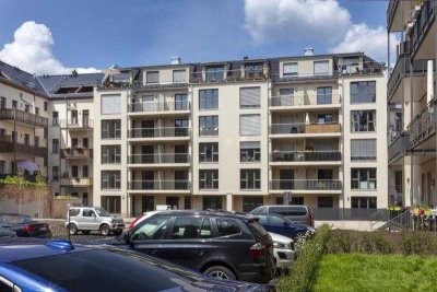 Exklusiver Neubau mit Balkon/PARKETT/FuboHeizung und Gartenanteil