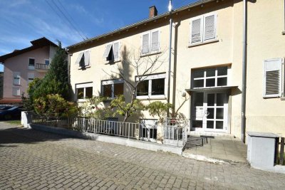 Geislingen  4 - 5 Zimmer Wohnung -recht zentral gelegen-