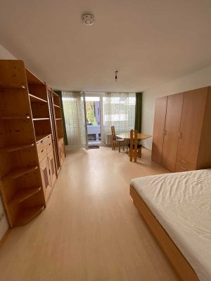 Exklusive 1-Zimmer-Wohnung mit Balkon und Einbauküche in Stuttgart