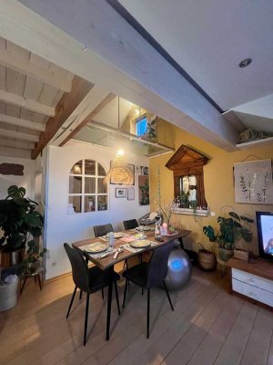 Helle 2,5-Zimmer-Maisonette Wohnung im 3. OG mit kleinem Balkon in Trier-Innenstadt