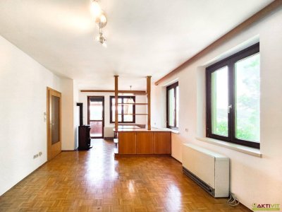 Ruhige 3-Zimmer-Wohnung mit Westbalkon, Fernblick &amp; Parkplatz - Nähe Graz mit Potenzial zur individuellen Gestaltung.