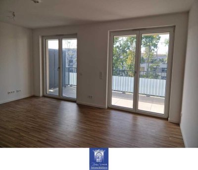 Ideale Familienwohnung ... großer hofseitiger Balkon ... zwei Bäder!