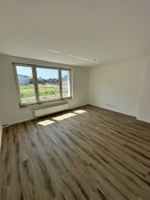 Frisch Sanierte 2 Zimmer Wohnung