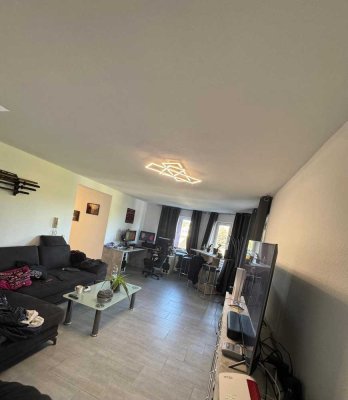 2-Zimmer-DG-Wohnung mit Balkon in Otterberg