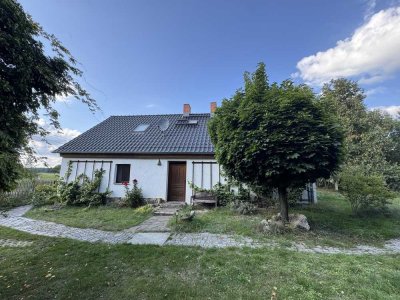 Idyllisches Anwesen unweit des Spreewaldes mit Wohnhaus, Ferienhaus und Nebengebäude mit Werkstatt