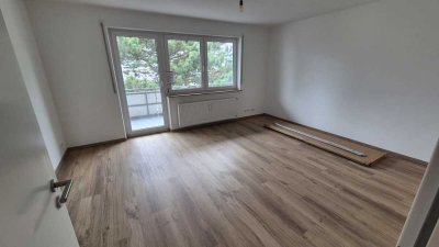 Exklusive 2-Raum-Wohnung mit EBK in Neu-Ulm/Pfuhl (Erstbezug nach umfassender Modernisierung)