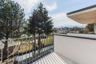 Neubau-Garconniere mit Charme: Hell, modern, mit Balkon