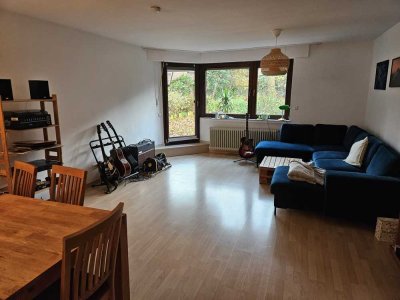 3 Zimmer Wohnung mit großem Garten direkt am Rhein